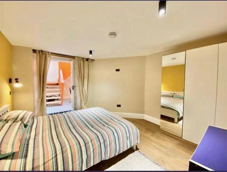 Plymouth Hoe - Stunning 2 Bedroom Lower Ground Floor Apartment Buitenkant foto